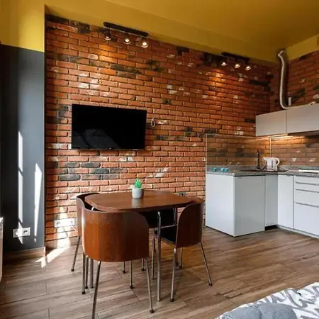 Golden Apartments&glamping-k28 Апартаменти