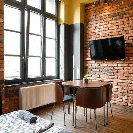 Golden Apartments&glamping-k28 Апартаменти *